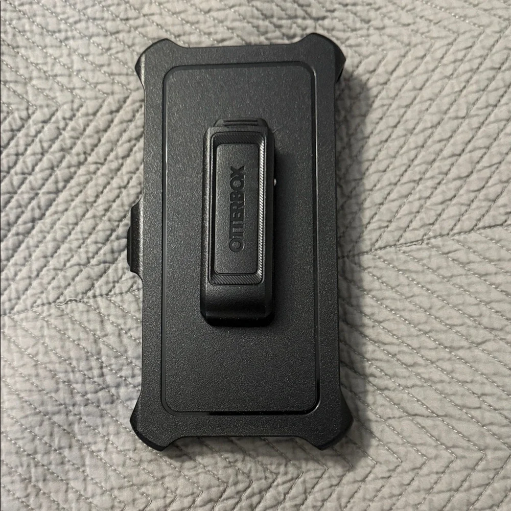 OtterBox Black only Clip-On Phone Holster for iPhone 16 pro max